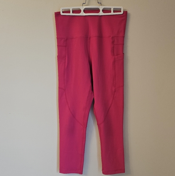 ZYIA | Party Pink Light N Tight With Pockets Crop (21") - Picture 7 of 7